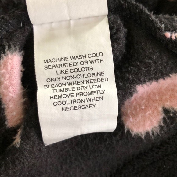 Children’s Place girl’s sweatshirt. - Picture 6 of 6